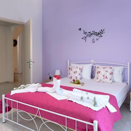 Villa Tonia Parasporos Esterno foto