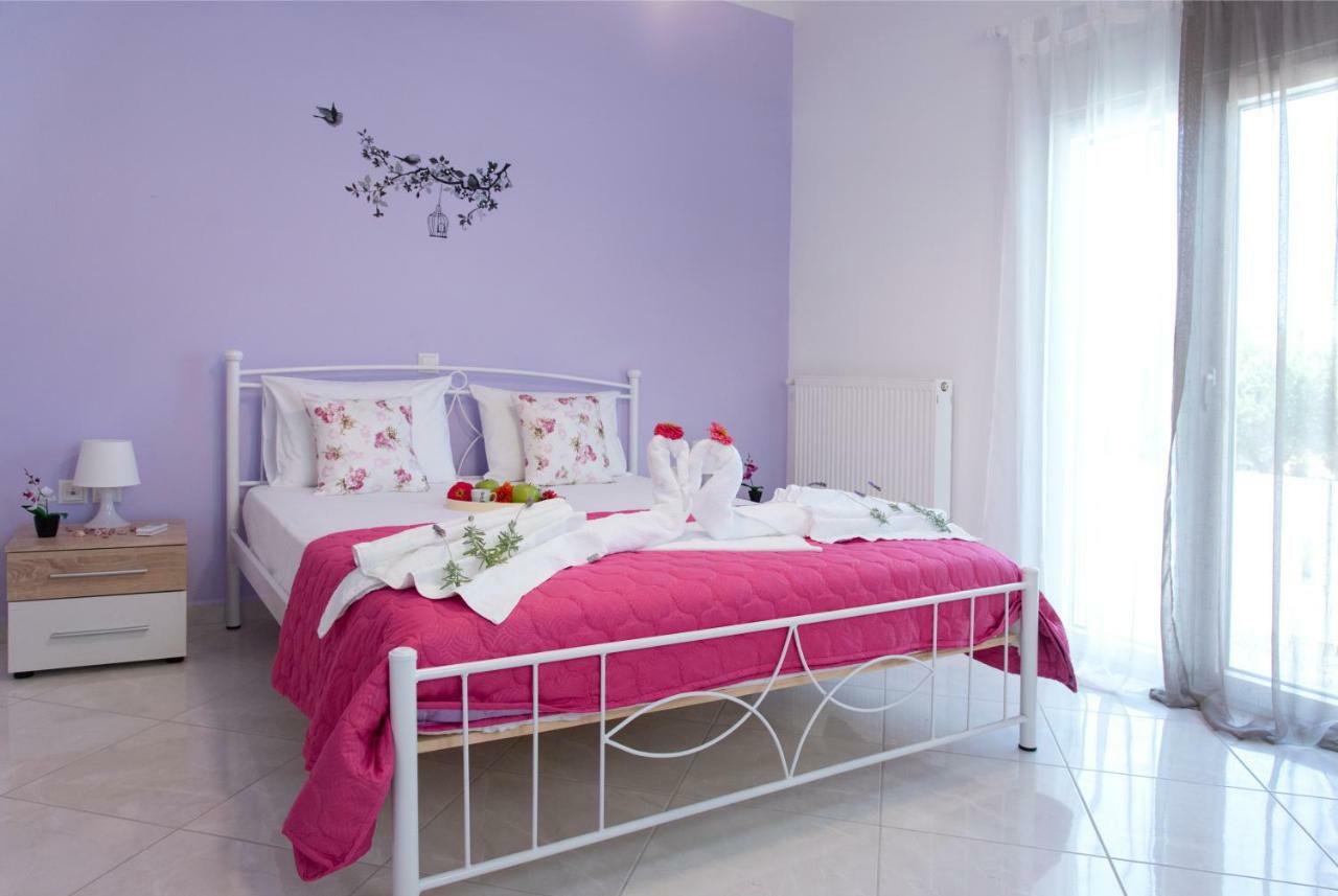 Villa Tonia Parasporos Esterno foto