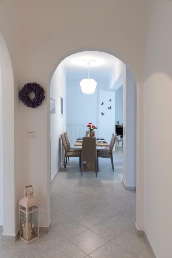 Villa Tonia Parasporos Esterno foto
