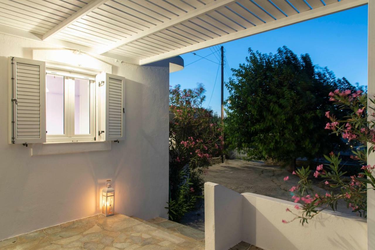 Villa Tonia Parasporos Esterno foto